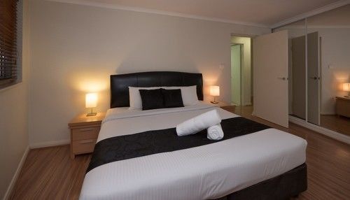 Aparthotel Napoleon On Kent 4*