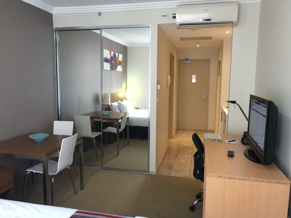Apx Darling Harbour Aparthotel 4*