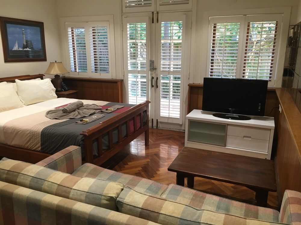 Manly Boutique 3*