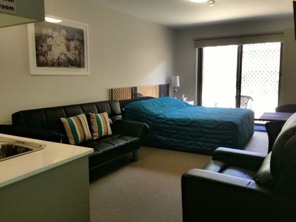 Hotel Strathfield Executive 4*
