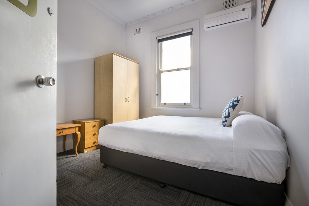 Melton Auburn Hotel