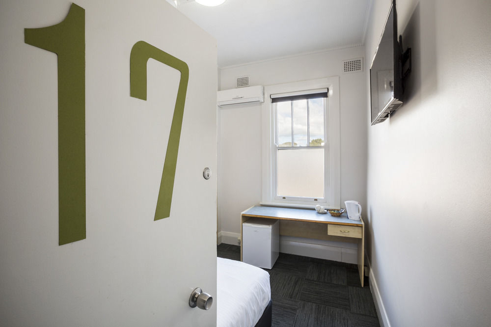Melton Auburn Hotel