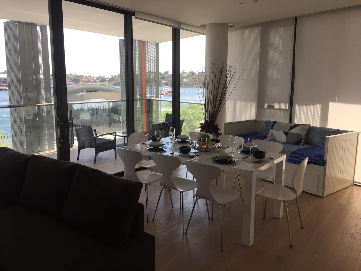 Barangaroo Waterview Luxury Apartment Sydney
