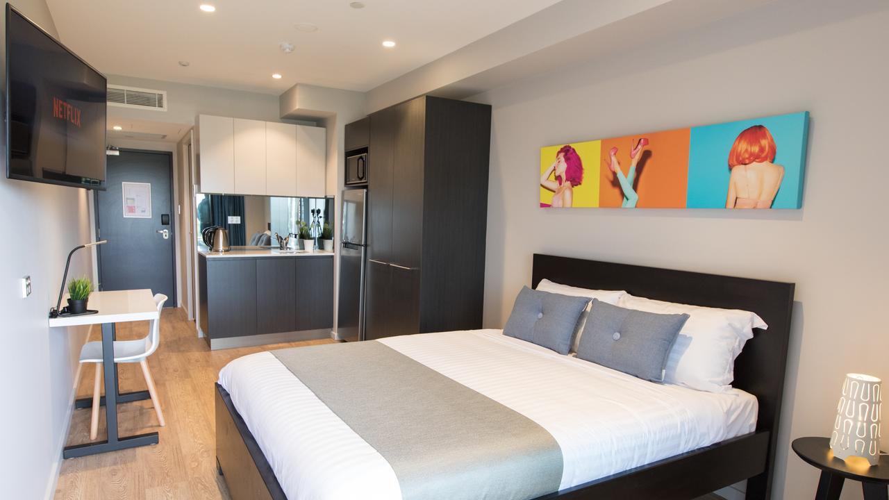 8 Residences - Adults Only