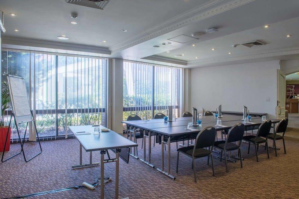 Rydges Camperdown