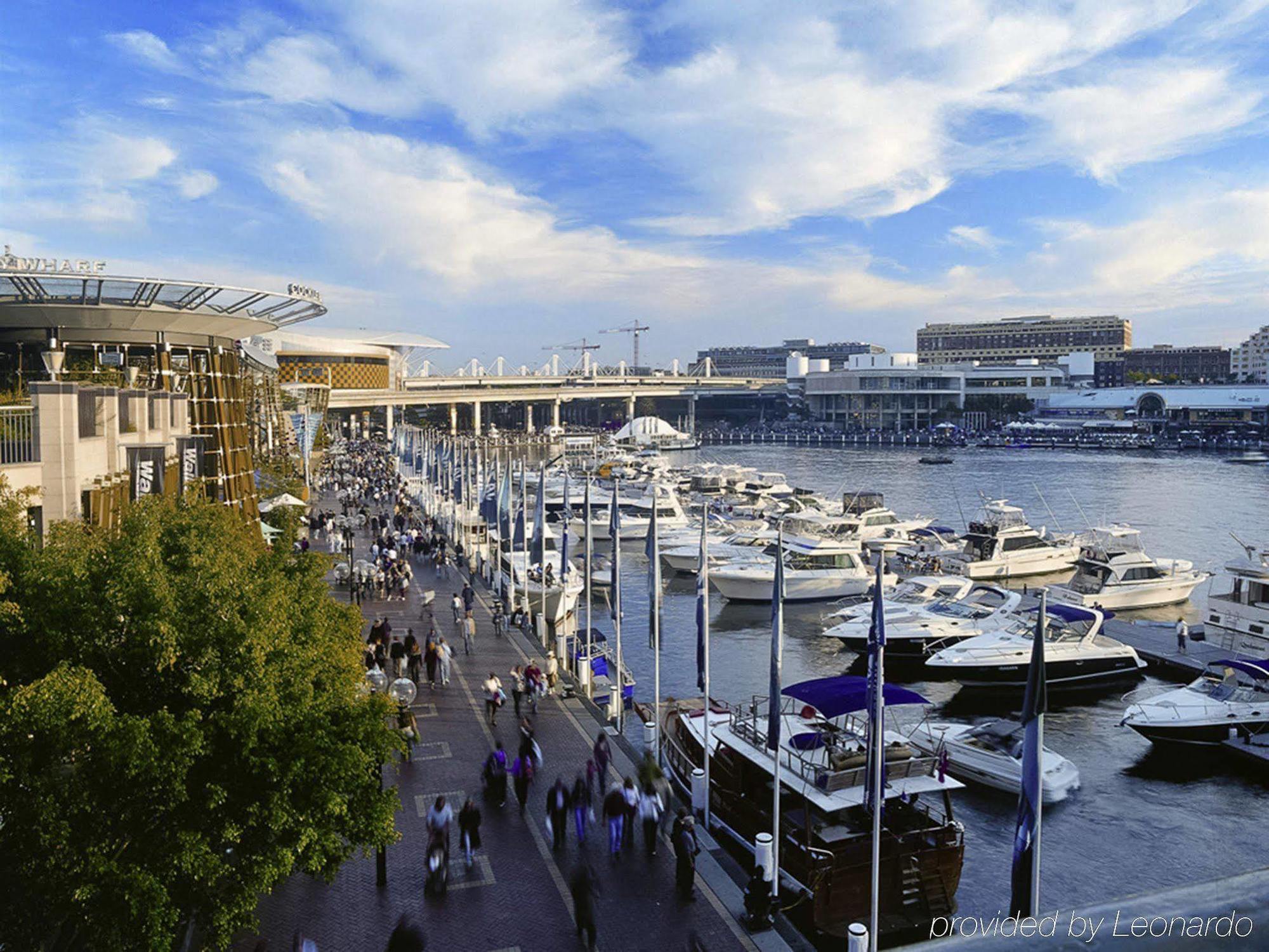 Ibis Darling Harbour Hotel 3*
