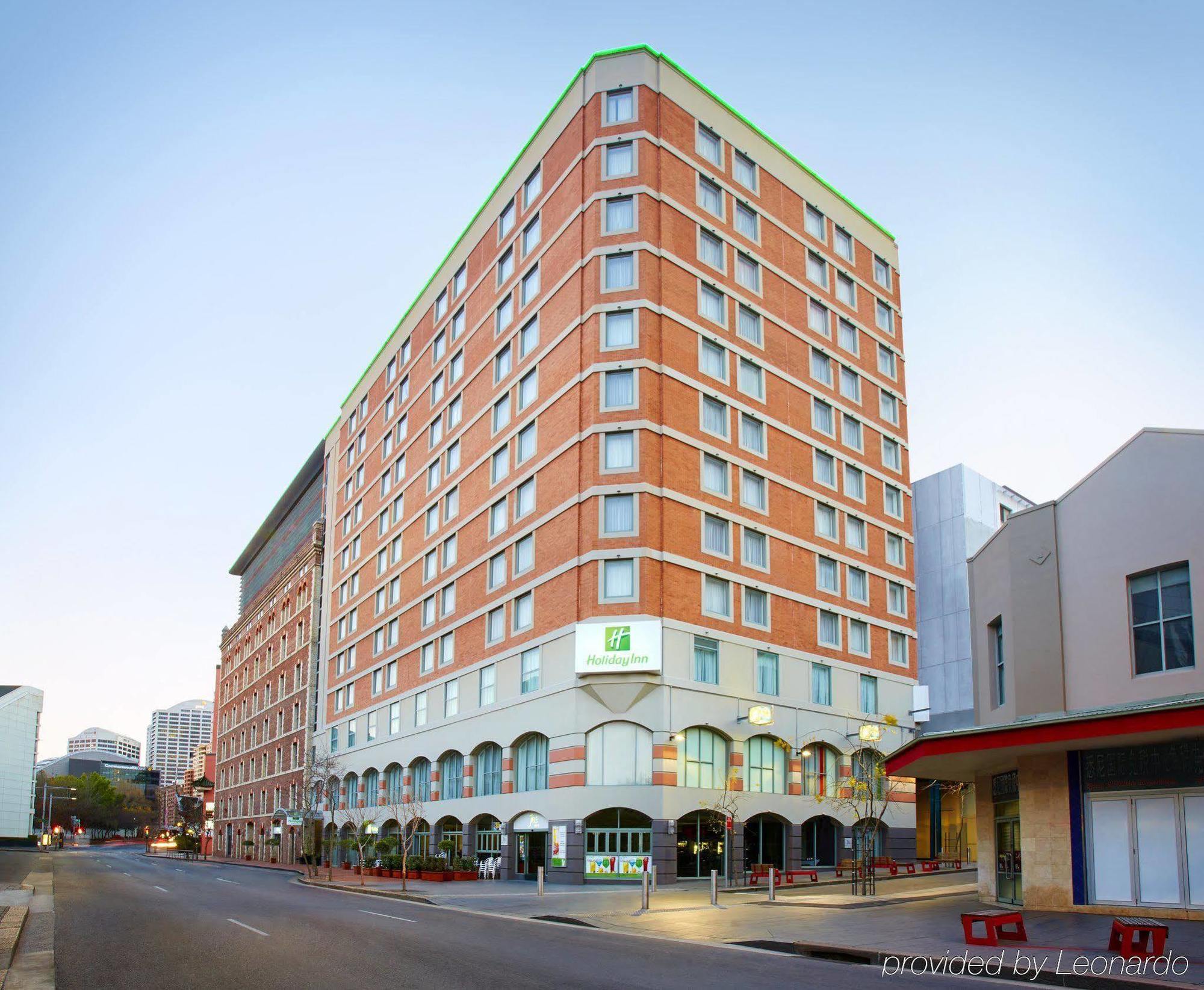 Furama Darling Harbour 4* Sydney