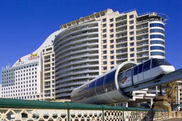 Darling Harbour Getaway 4* Sydney