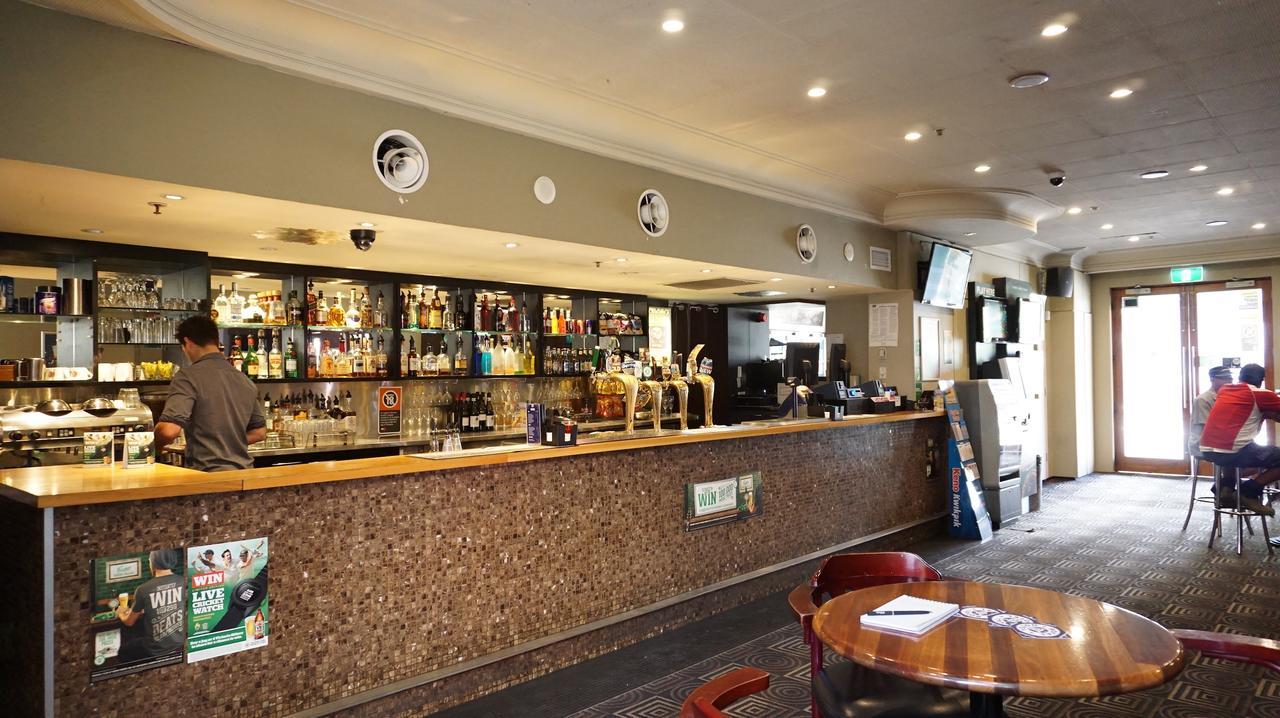 Royal Ryde Hotel 3*