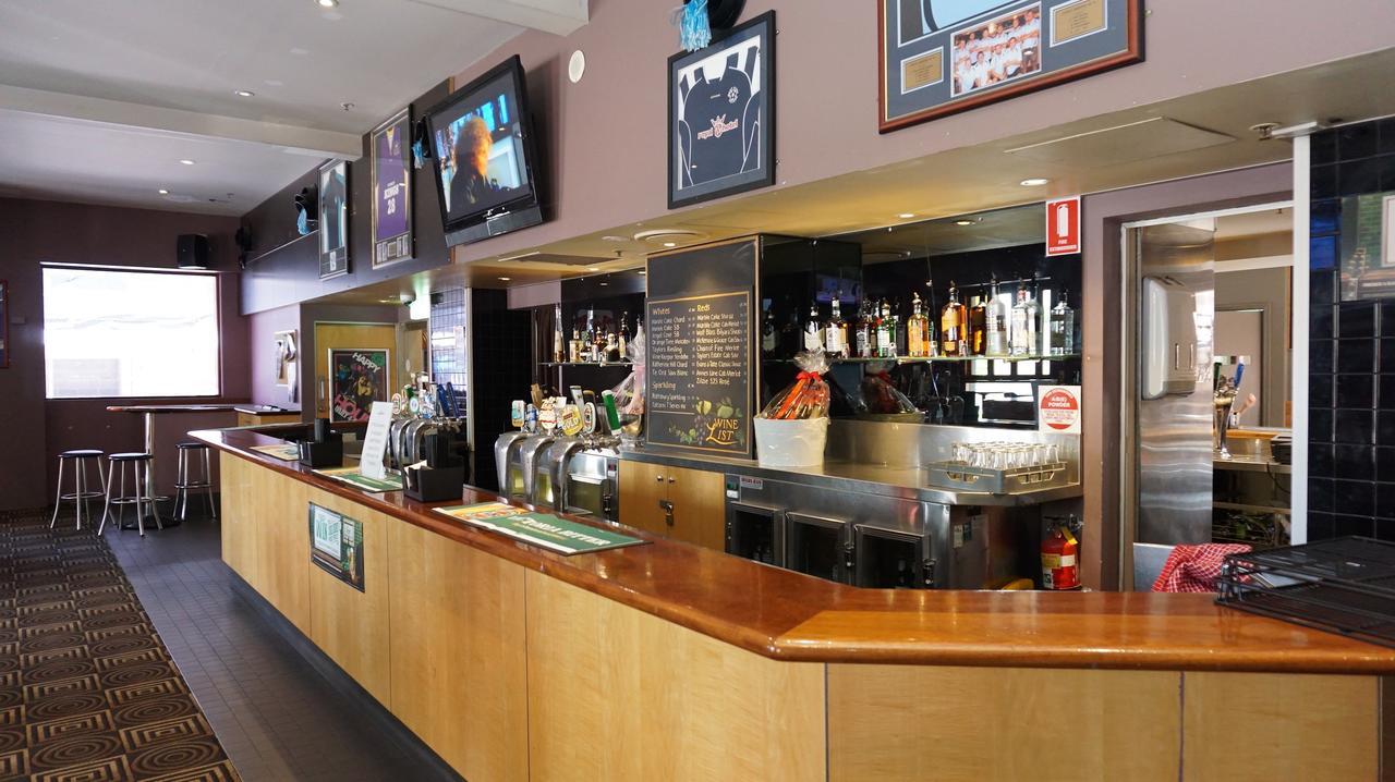 Royal Ryde Hotel 3*