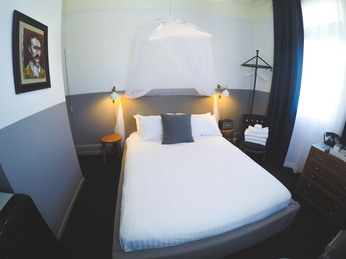 Palisade Hotel 2*