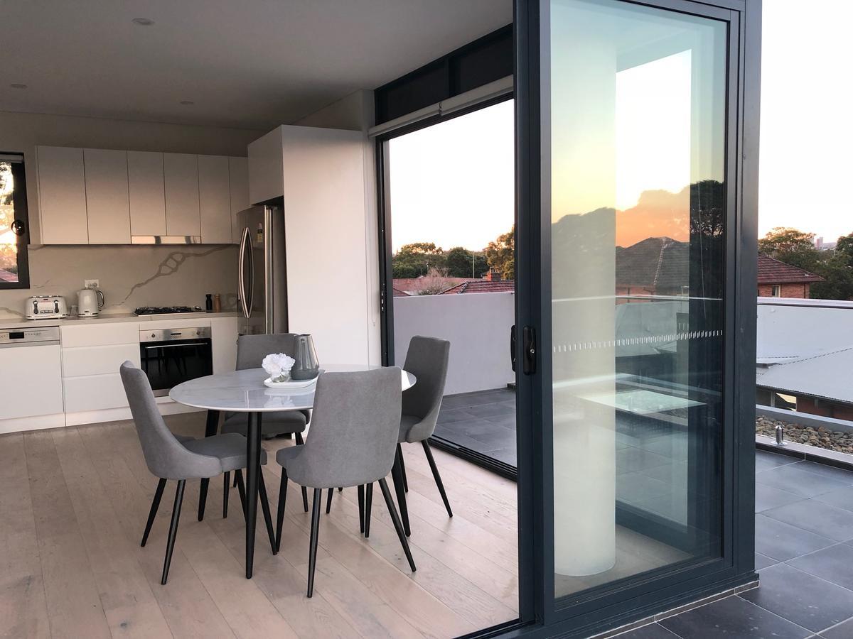 Benalong - At Gladesville Apartment *