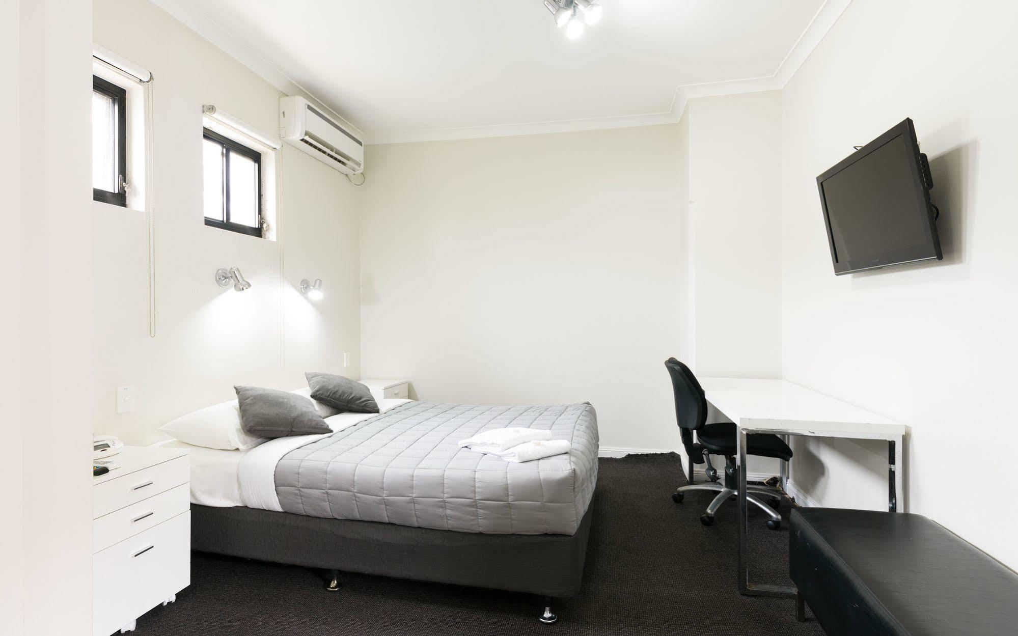 Airport Hotel