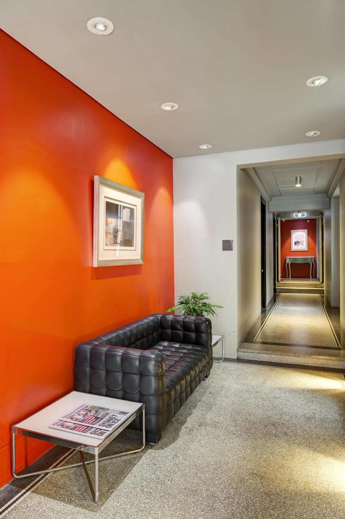 Regents Court 4*