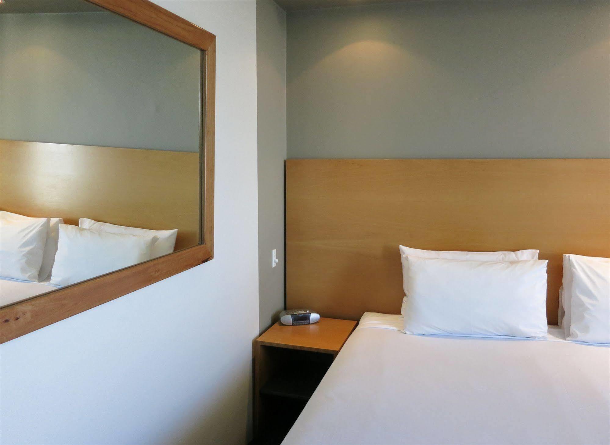 Oxford House 4*