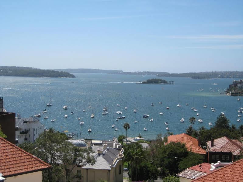Devere Sydney