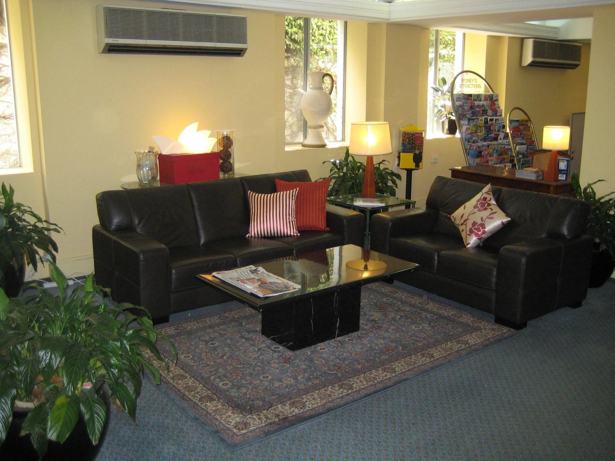 Devere 3* Sydney