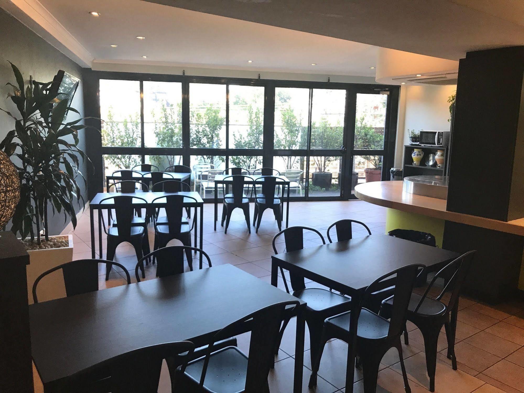 Hacienda 3* Sydney
