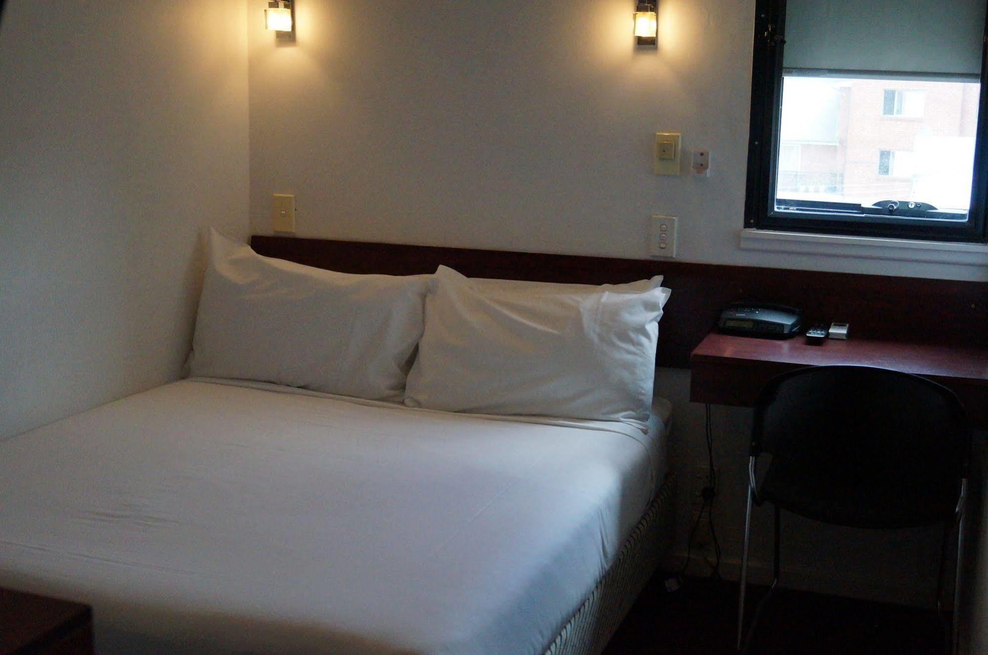 Hacienda 3* Sydney