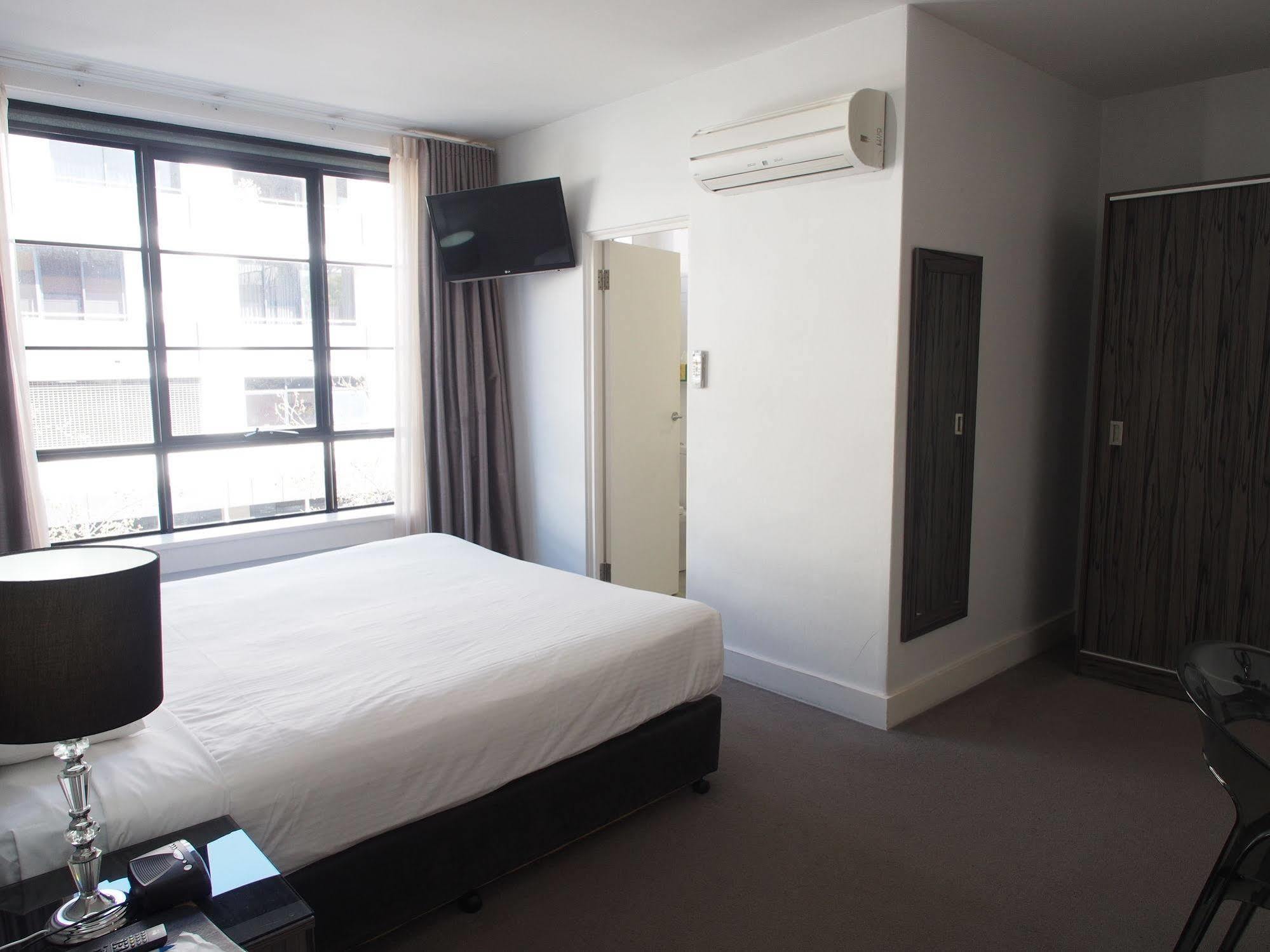 Hotel Savoy Double Bay Sydney