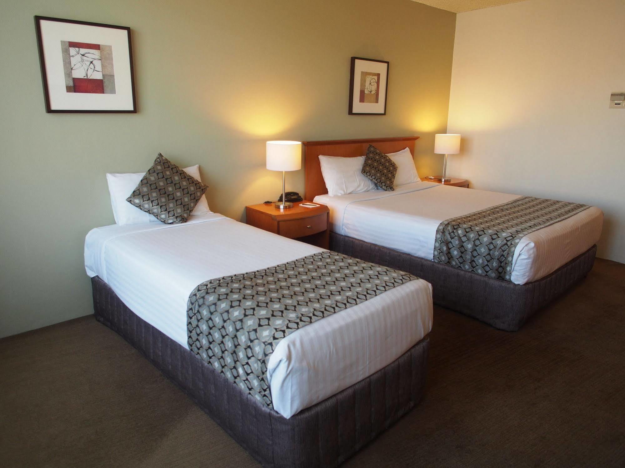 Rydges Camperdown Hotel 4*