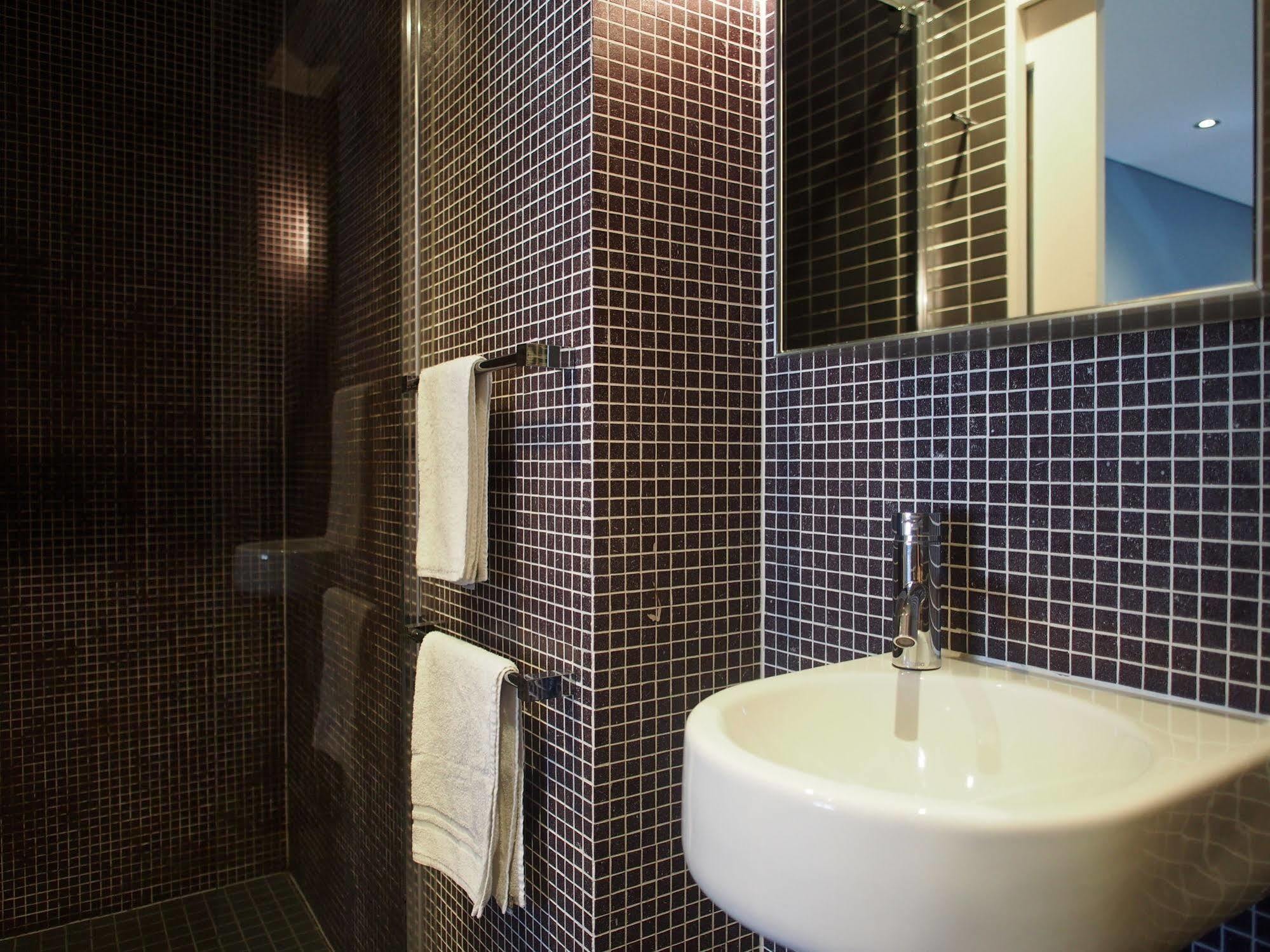 Crown Surry Hills Inn Sydney