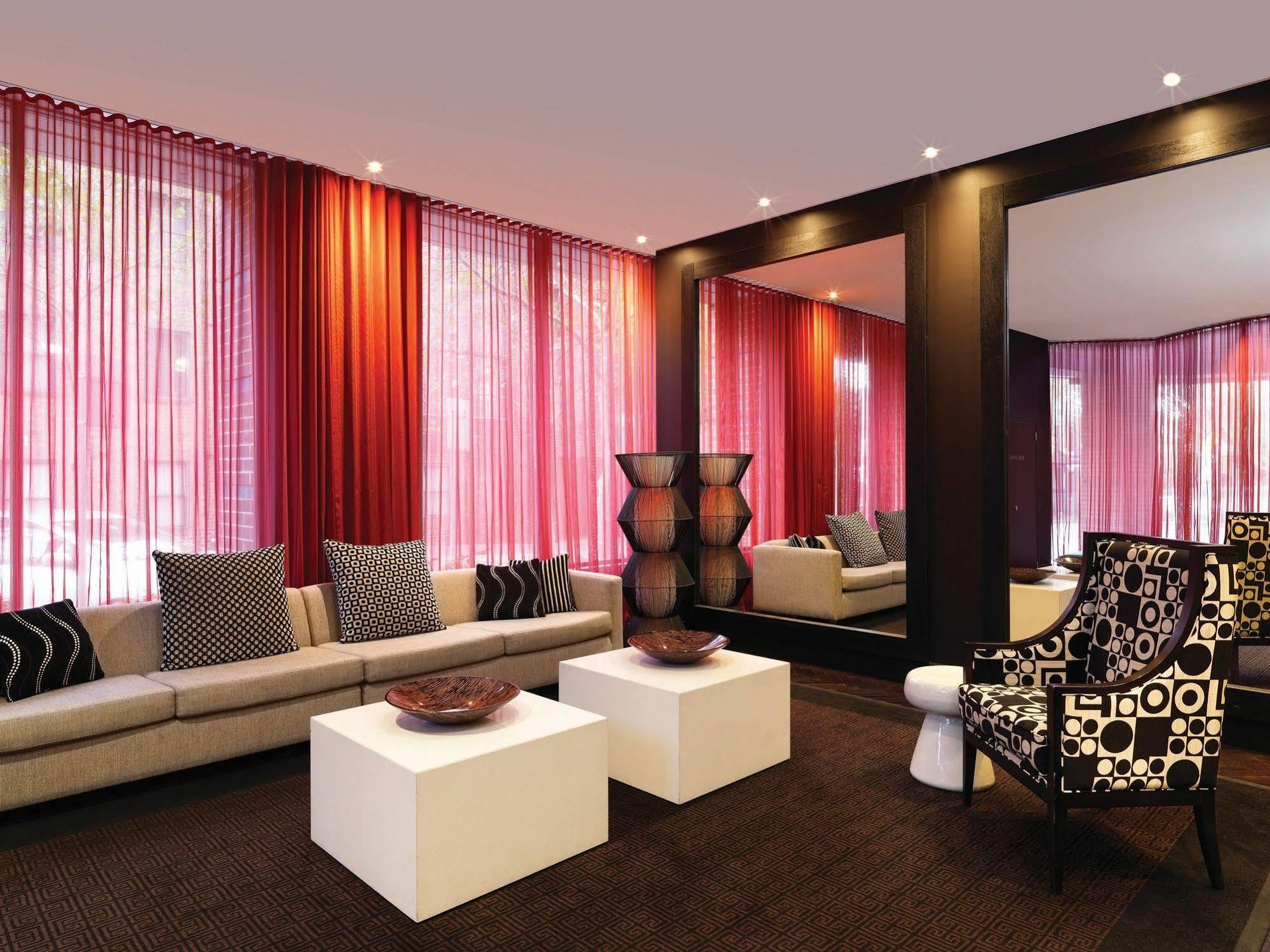 Adina Surry Hills 4*