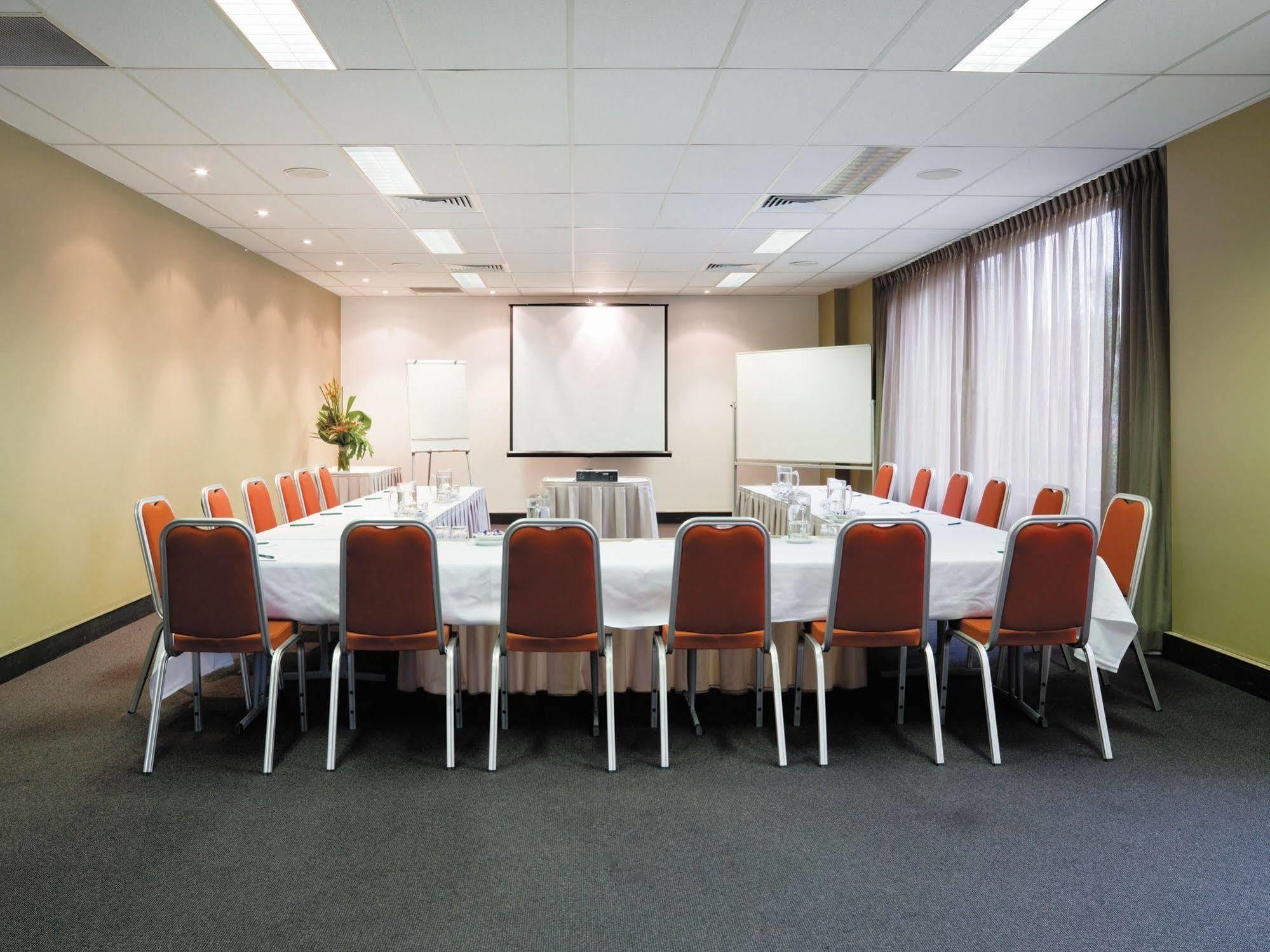 Aparthotel Adina Surry Hills
