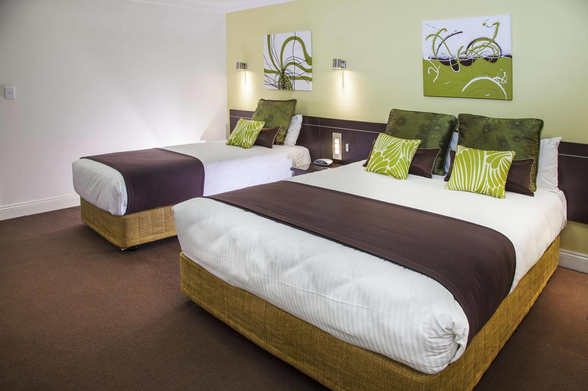 Hyde Park Hotel Sydney