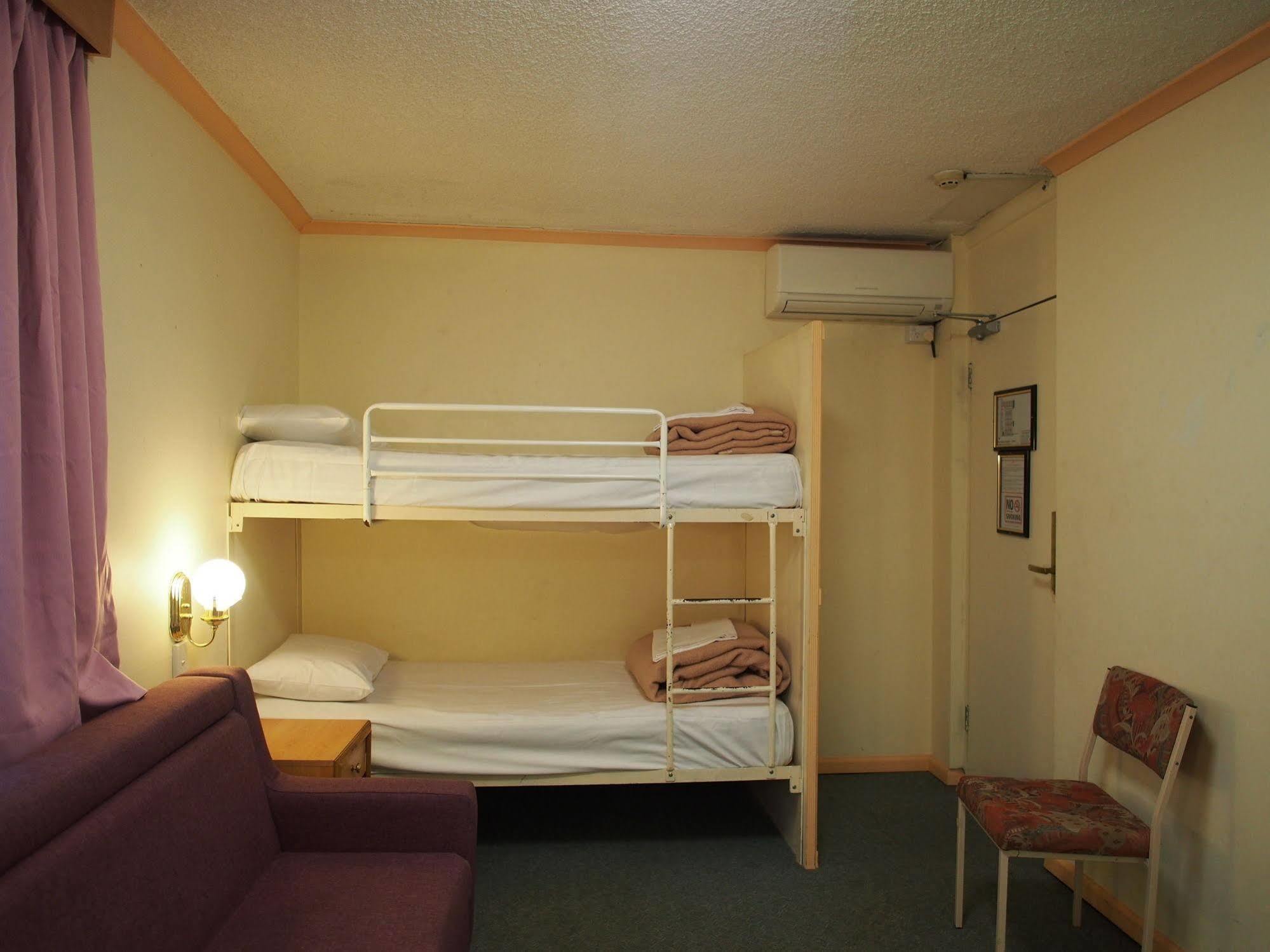 Edgecliff 3* Sydney