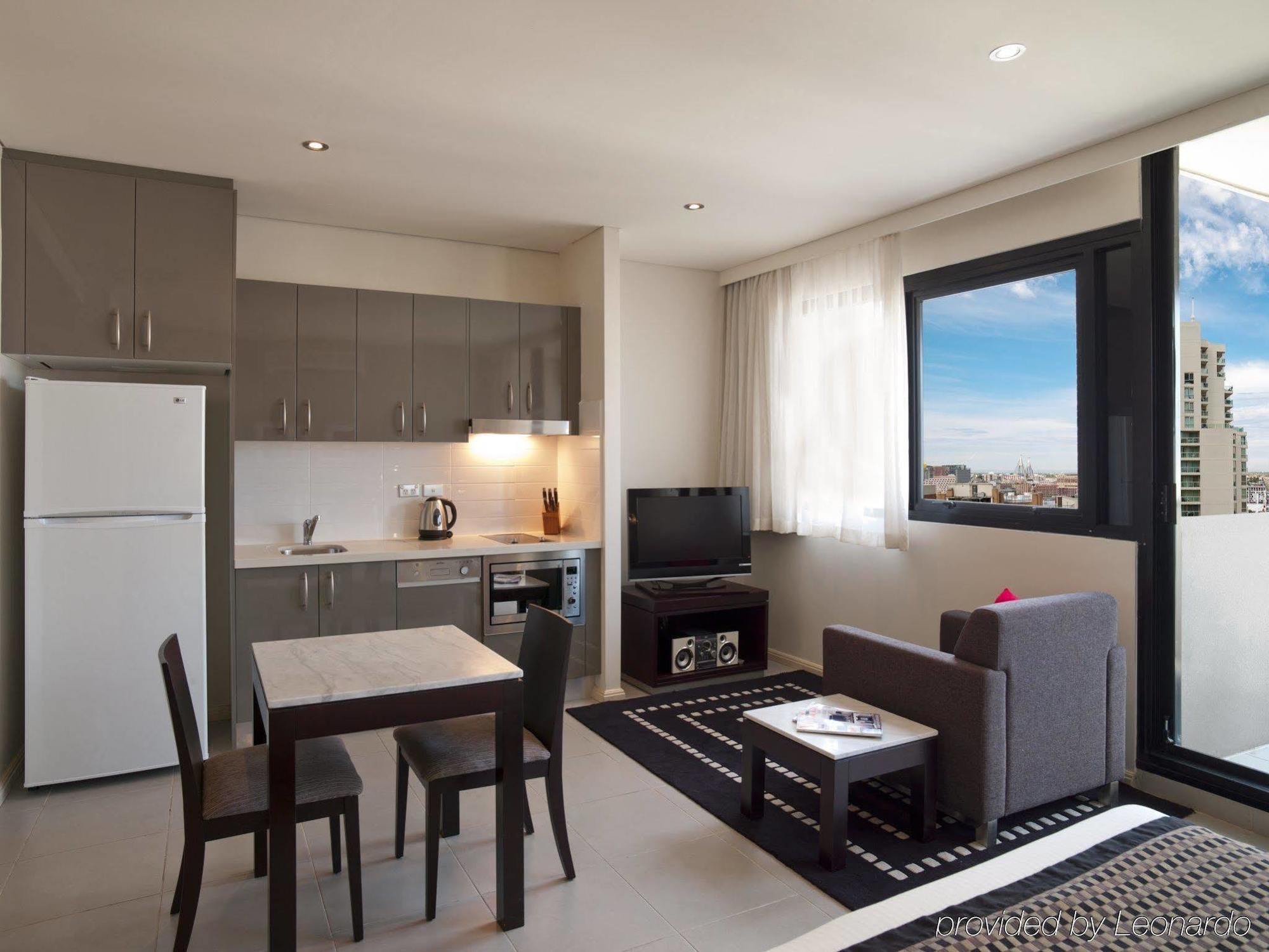 Hotel Meriton Kent Street, Sydney