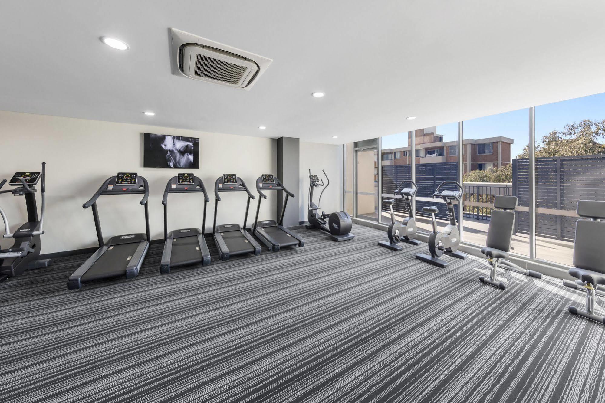 Hotel Meriton Chatswood Sydney