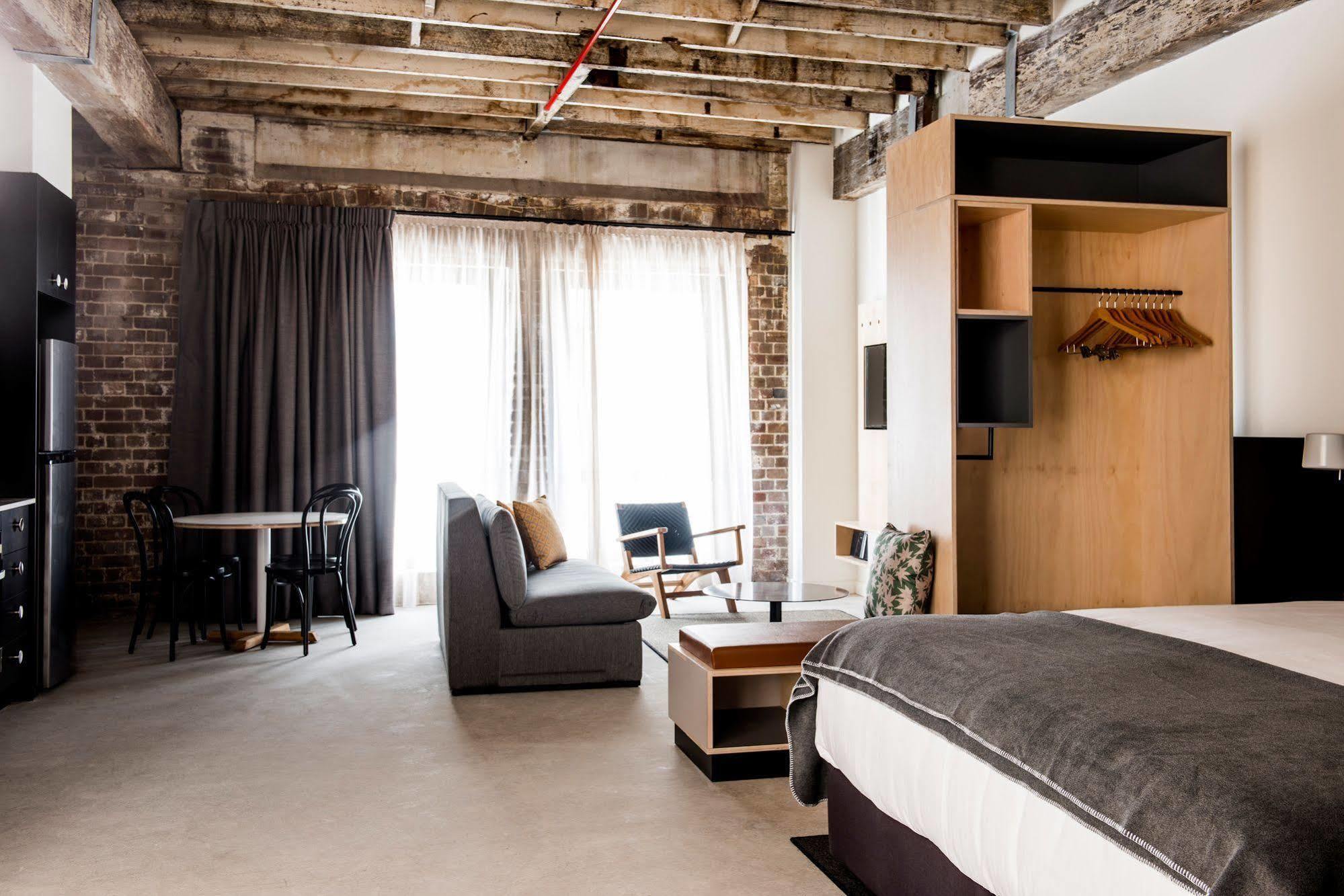 Aparthotel Veriu Broadway 4*