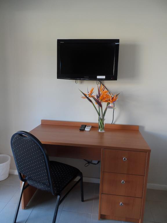 Liberty Plains Motor 3*