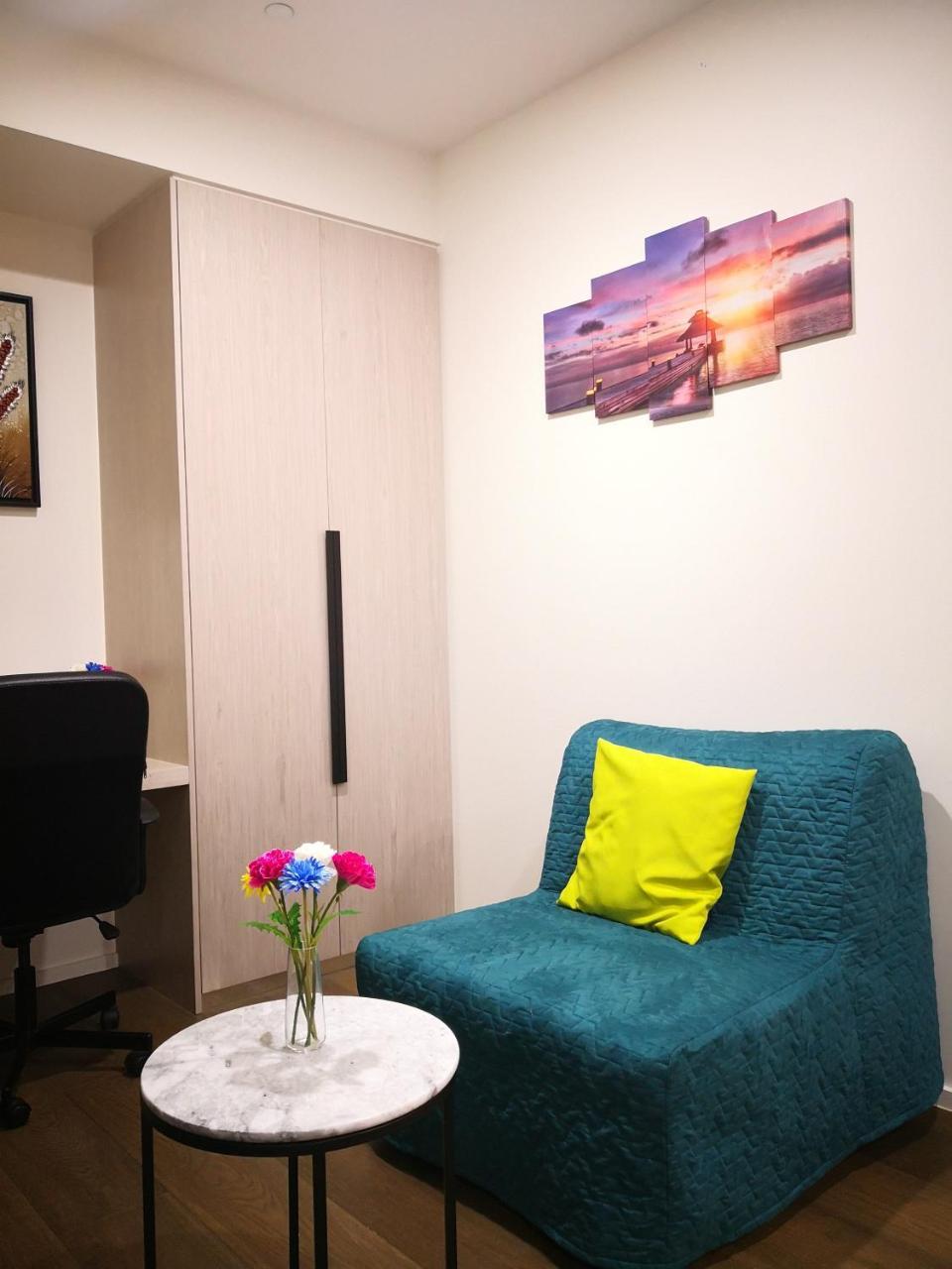 Barangaroo Waterview Luxury *