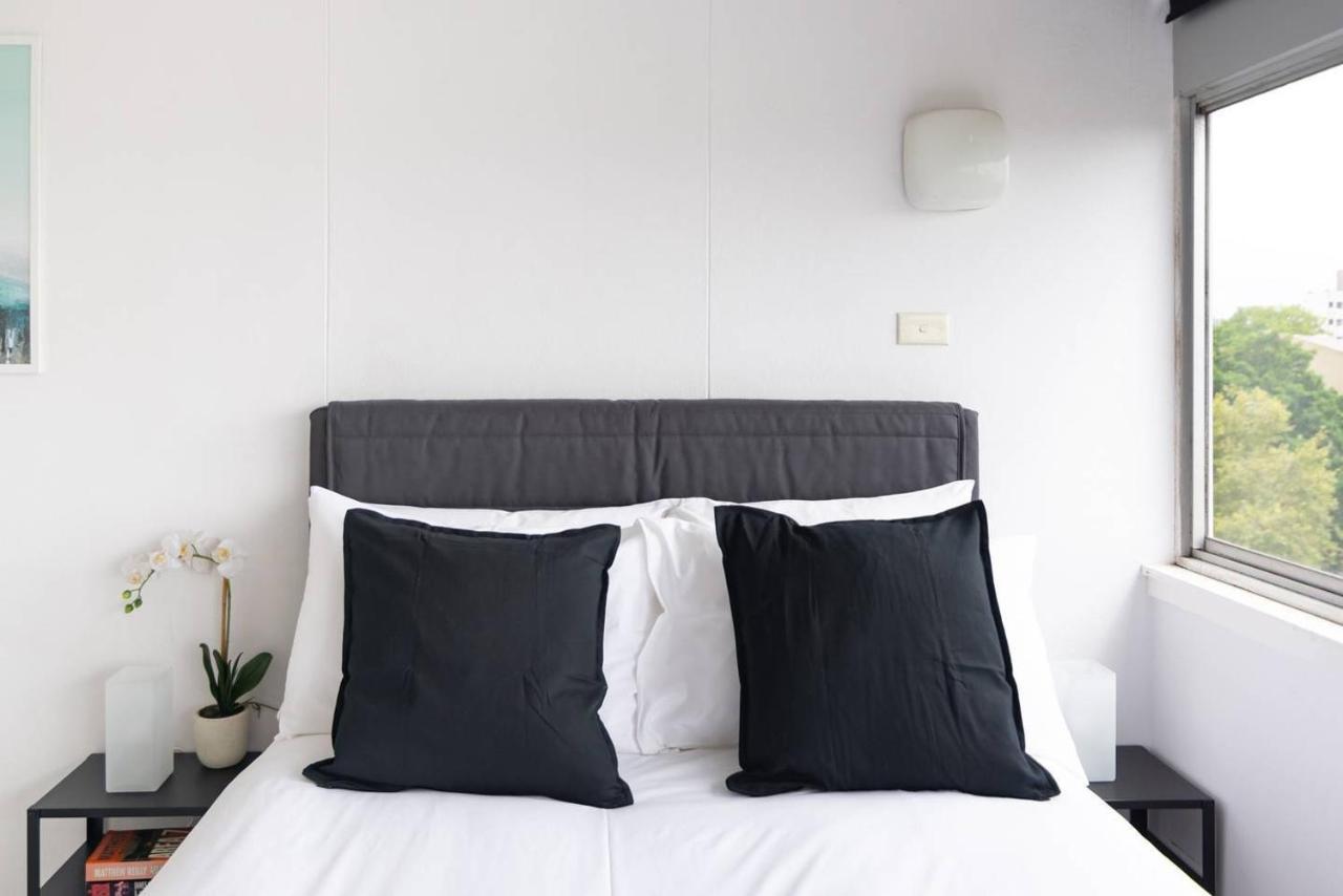 Studio With Stunning Views & Free Parking *