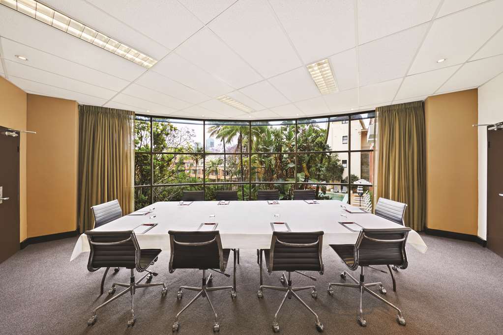 Adina Surry Hills Aparthotel 4*