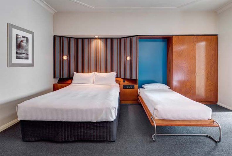 Regents Court Aparthotel