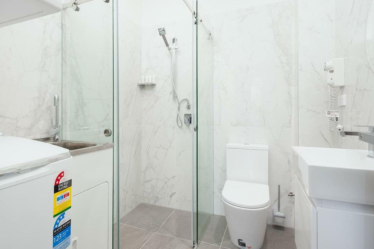 Apartment Stunning 5 *