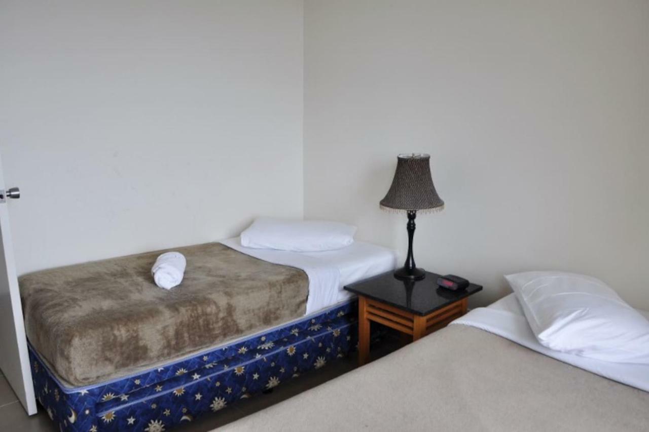 Apartment City Centre - Hyde Park Plaza 3 Bedroom 1 Bathroom *