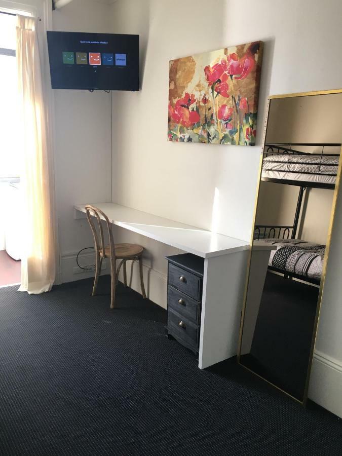 Bondi Junction Lodge *