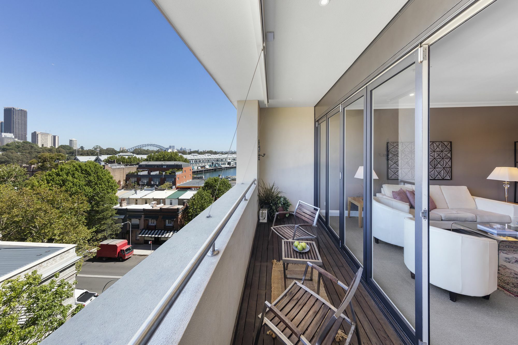 Nesuto Woolloomooloo