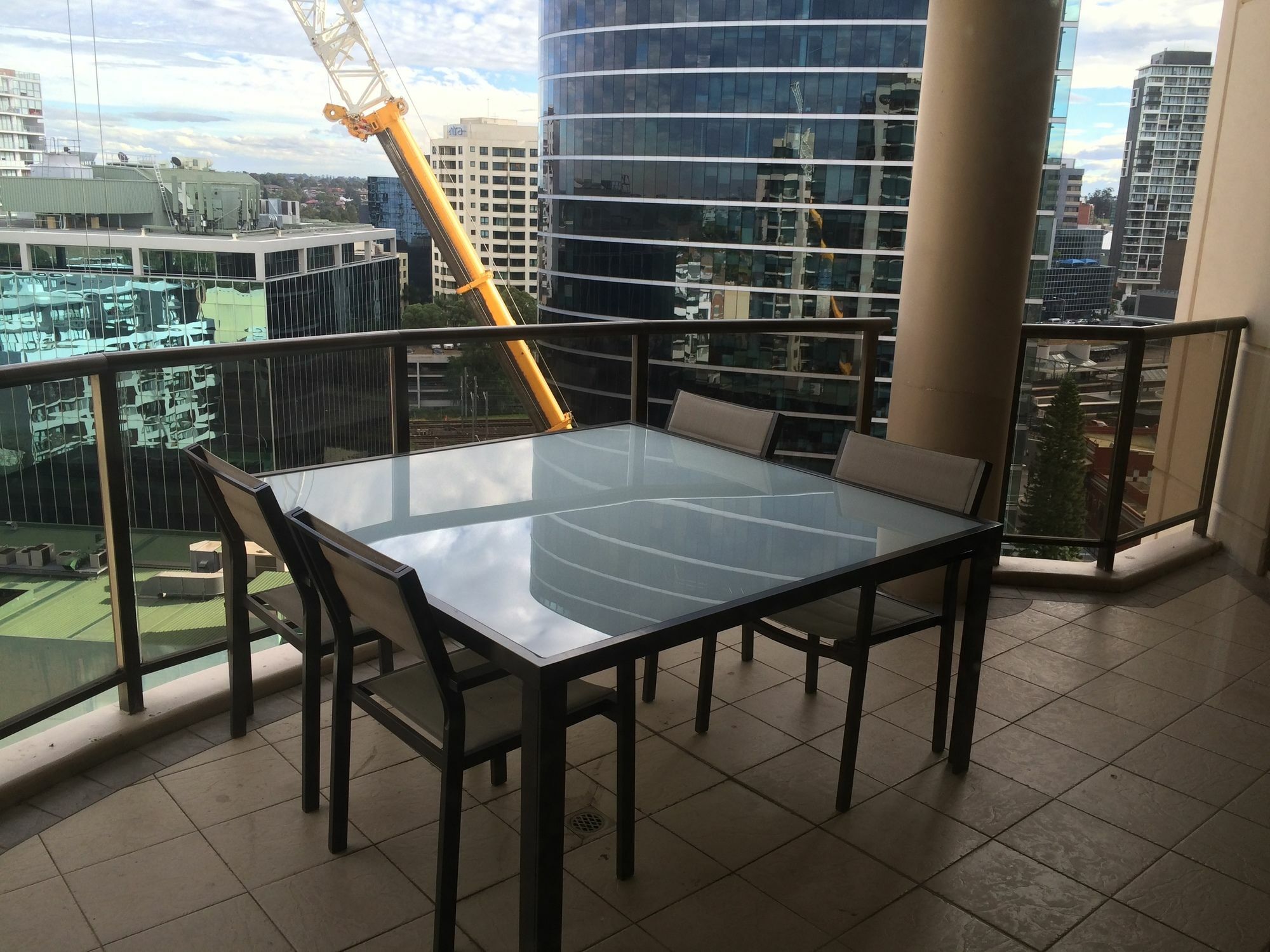 Fiori Aparthotel Sydney