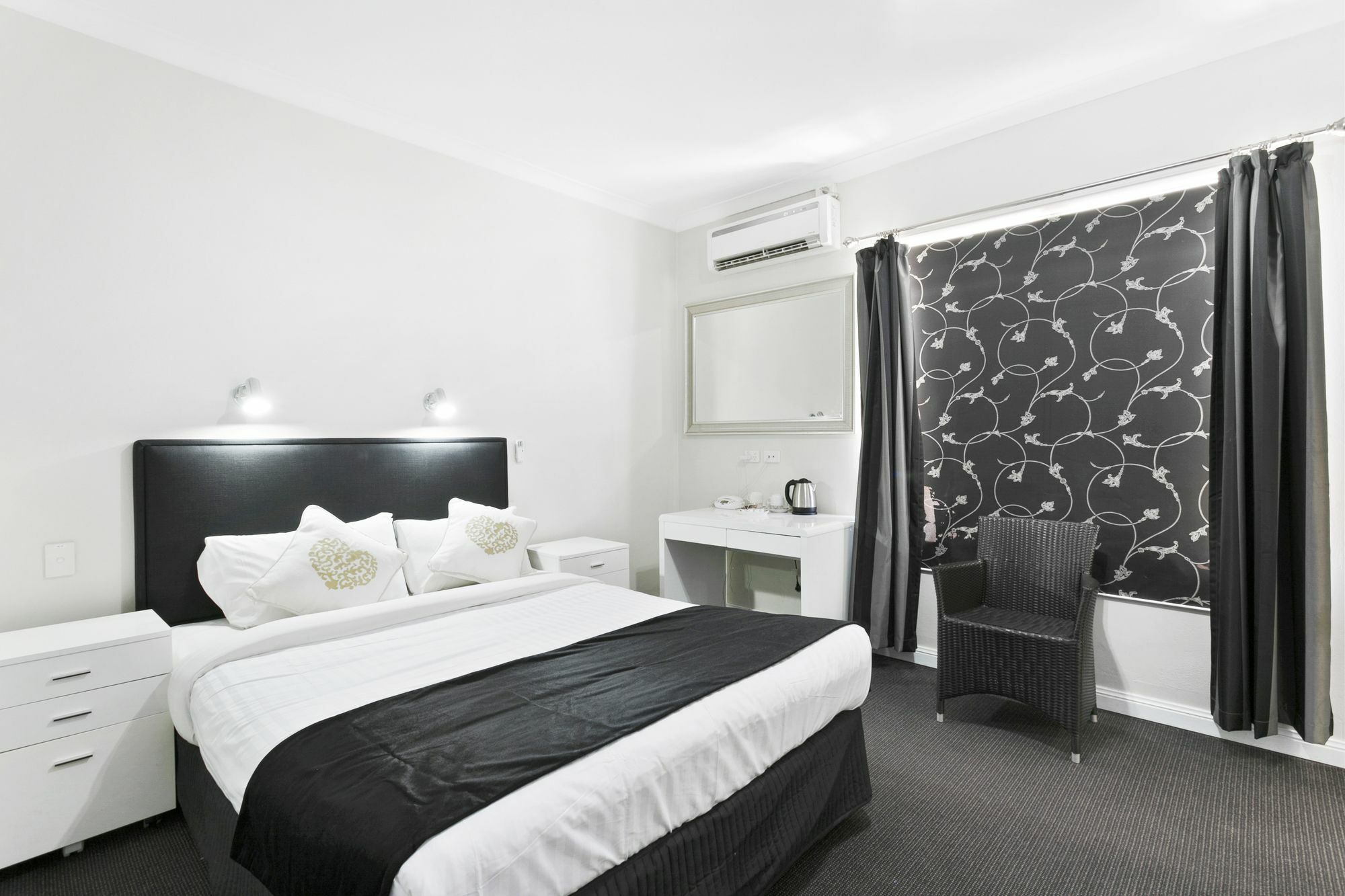 Airport 3* Sydney