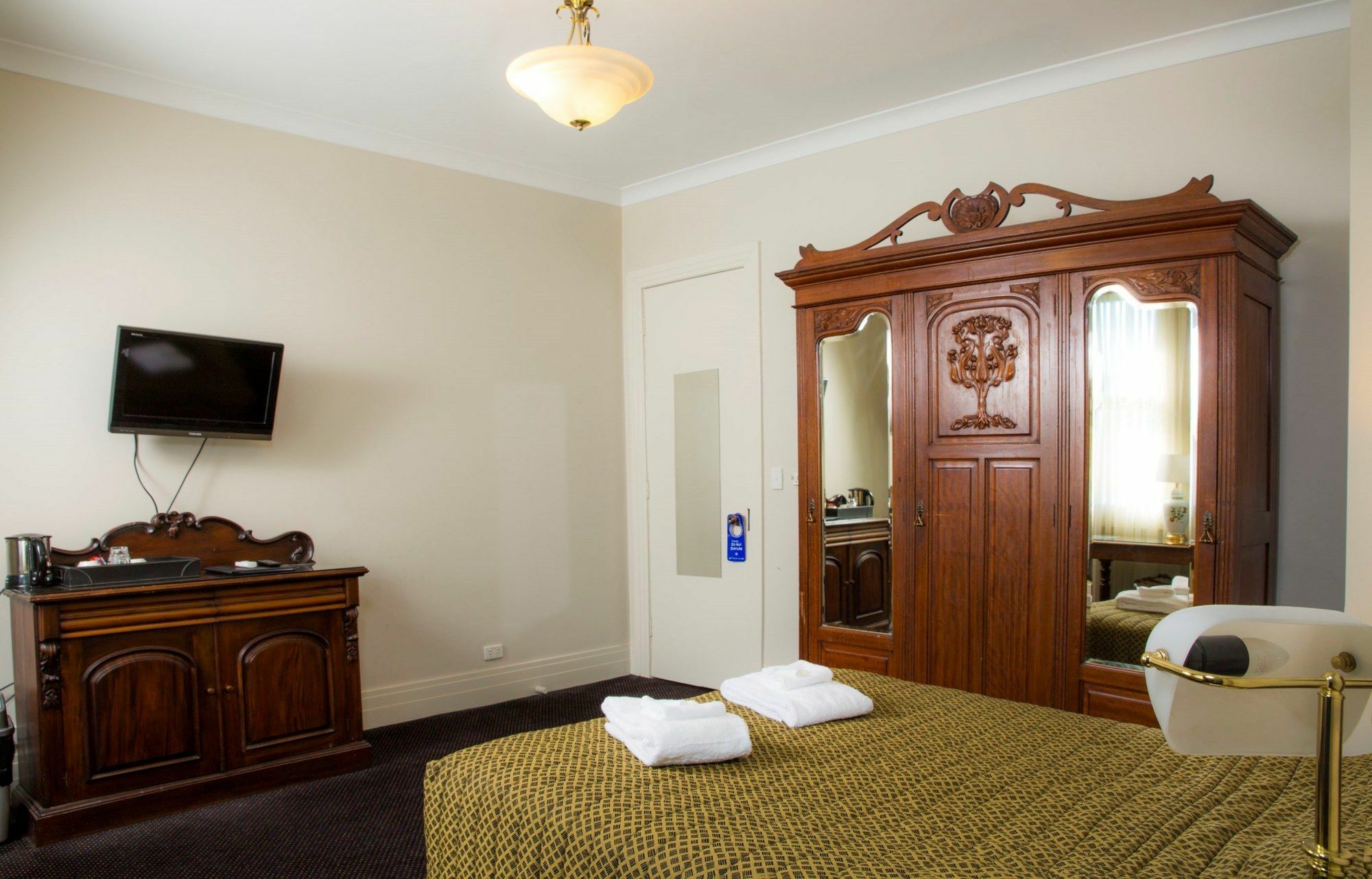 Royal Exhibition Inn Sydney