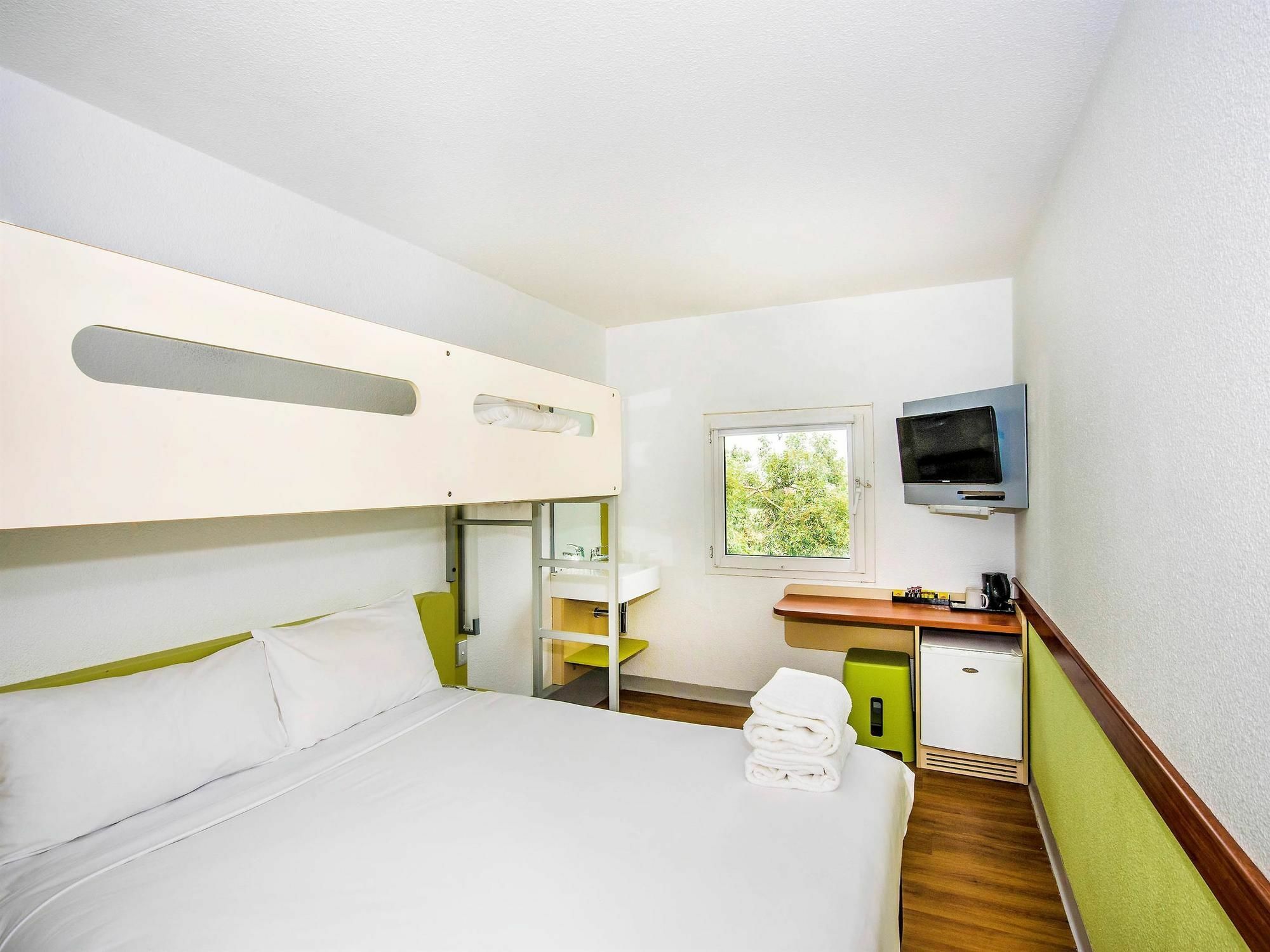 Ibis Budget - St Peters Hotel 3*