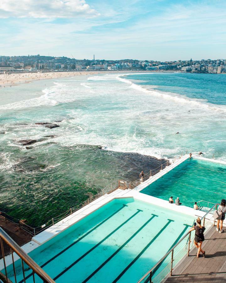 Wake Up! Bondi * Sydney