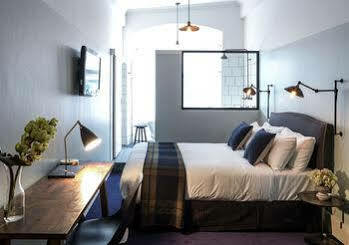 Hotel Harry, Ascend Collection 4*