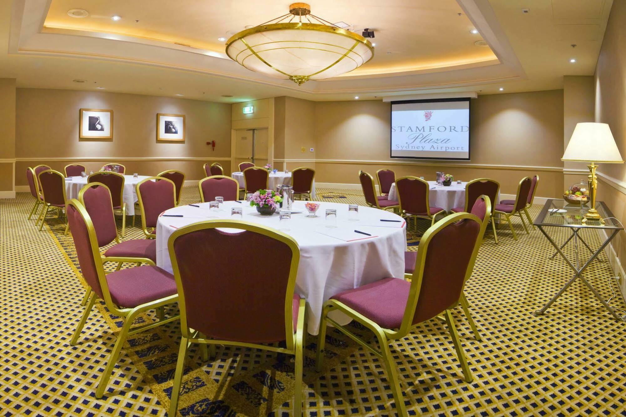 Stamford Plaza Airport & Conference Centre