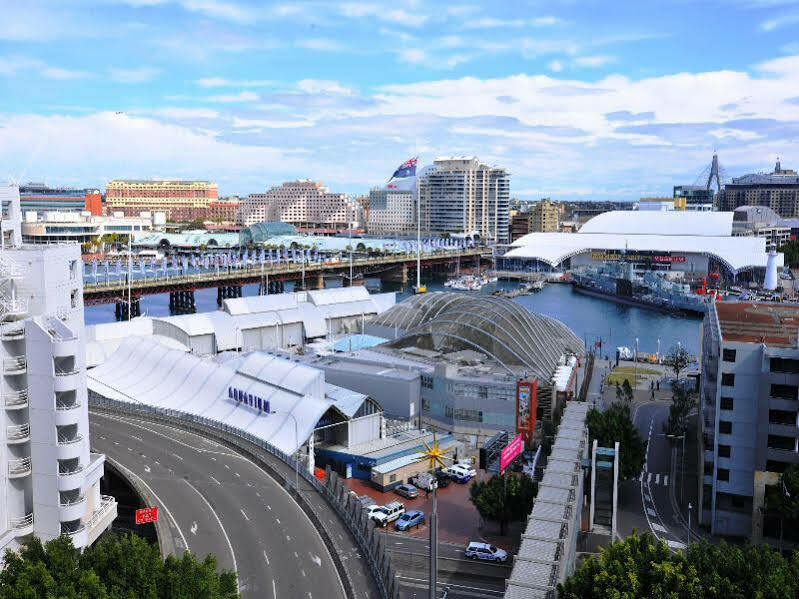Metro On Darling Harbour 3*